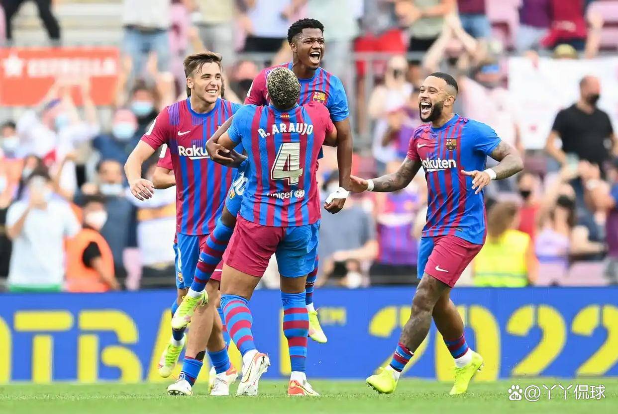 米兰体育平台 -冲刺阶段本菲卡调整名单以备国王杯,外线爆发环节打磨,气氛紧张,轮换策略成焦点(本菲卡0708赛季阵容)